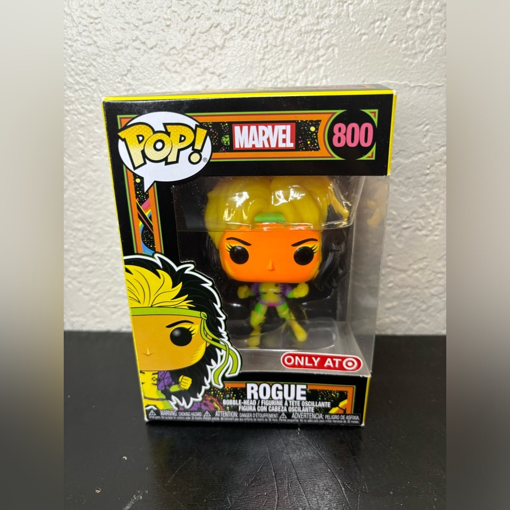 Black Light Rogue Funko Pop! ‘Marvel’ *DAMAGED*